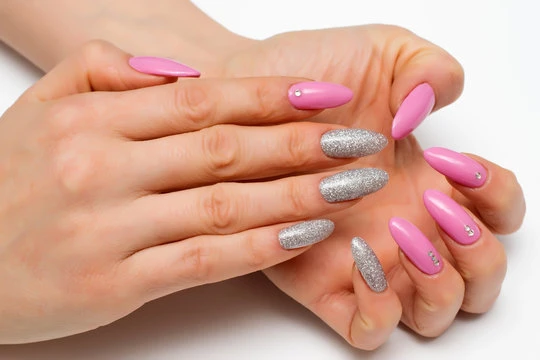 Esmaltação em gel perto de mim